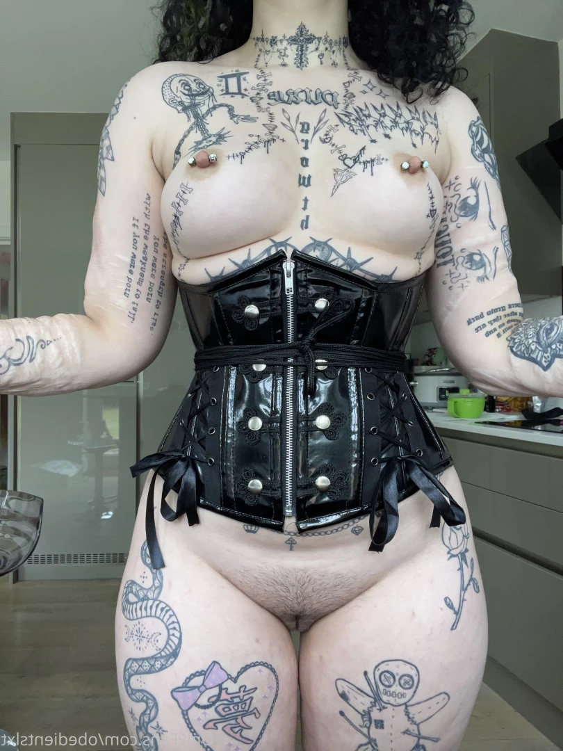 baby ☆ girl [ obedientslxt ] Onlyfans leaked photo 7346650 on Hotleaks.tv