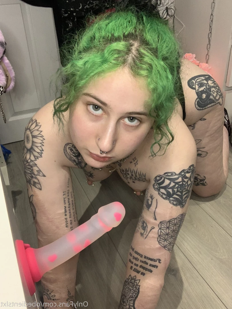 baby ☆ girl [ obedientslxt ] Onlyfans leaked photo 7350879 on Hotleaks.tv