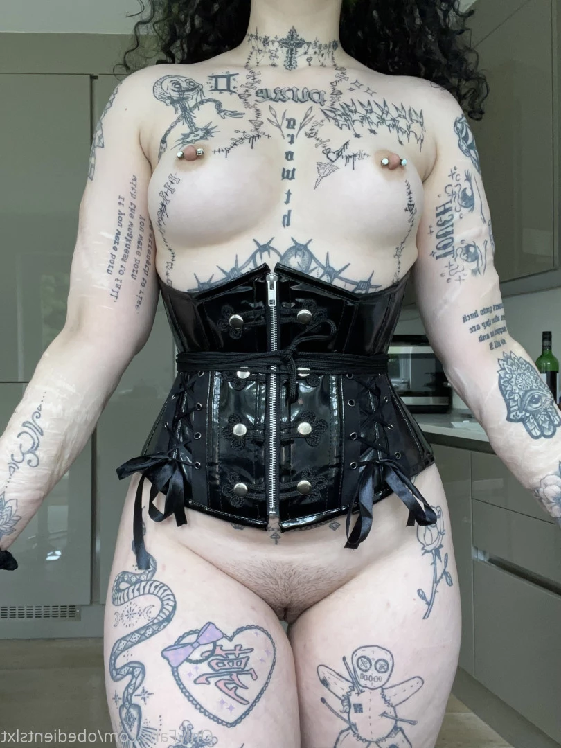baby ☆ girl [ obedientslxt ] Onlyfans leaked photo 7352274 on Hotleaks.tv