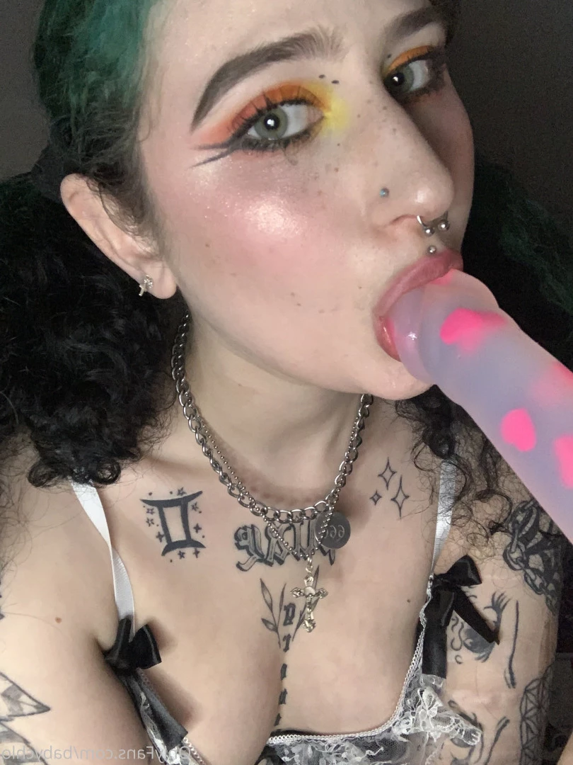 baby ☆ girl [ obedientslxt ] Onlyfans leaked photo 7353803 on Hotleaks.tv