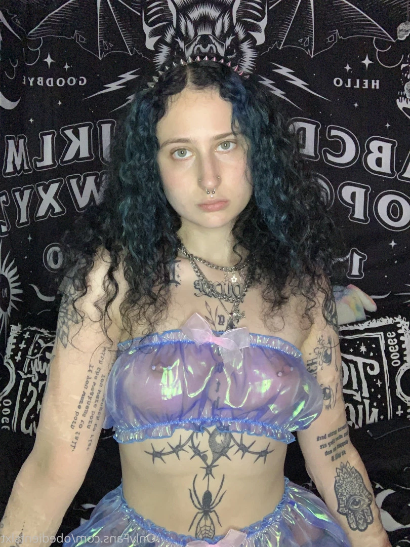 baby ☆ girl [ obedientslxt ] Onlyfans leaked photo 7355467 on Hotleaks.tv