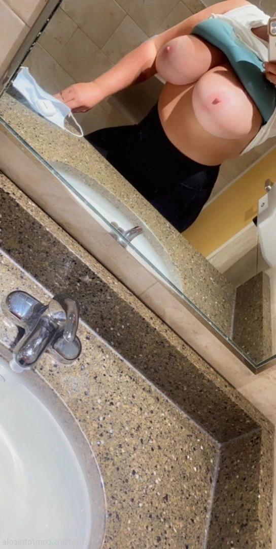 Nicole [ ofnicole ] Onlyfans leaked photo 7335052 on Hotleaks.tv