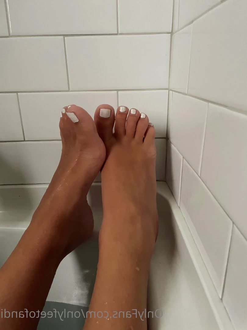Andi [ onlyfeetofandi ] Onlyfans leaked photo 6985887 on Hotleaks.tv