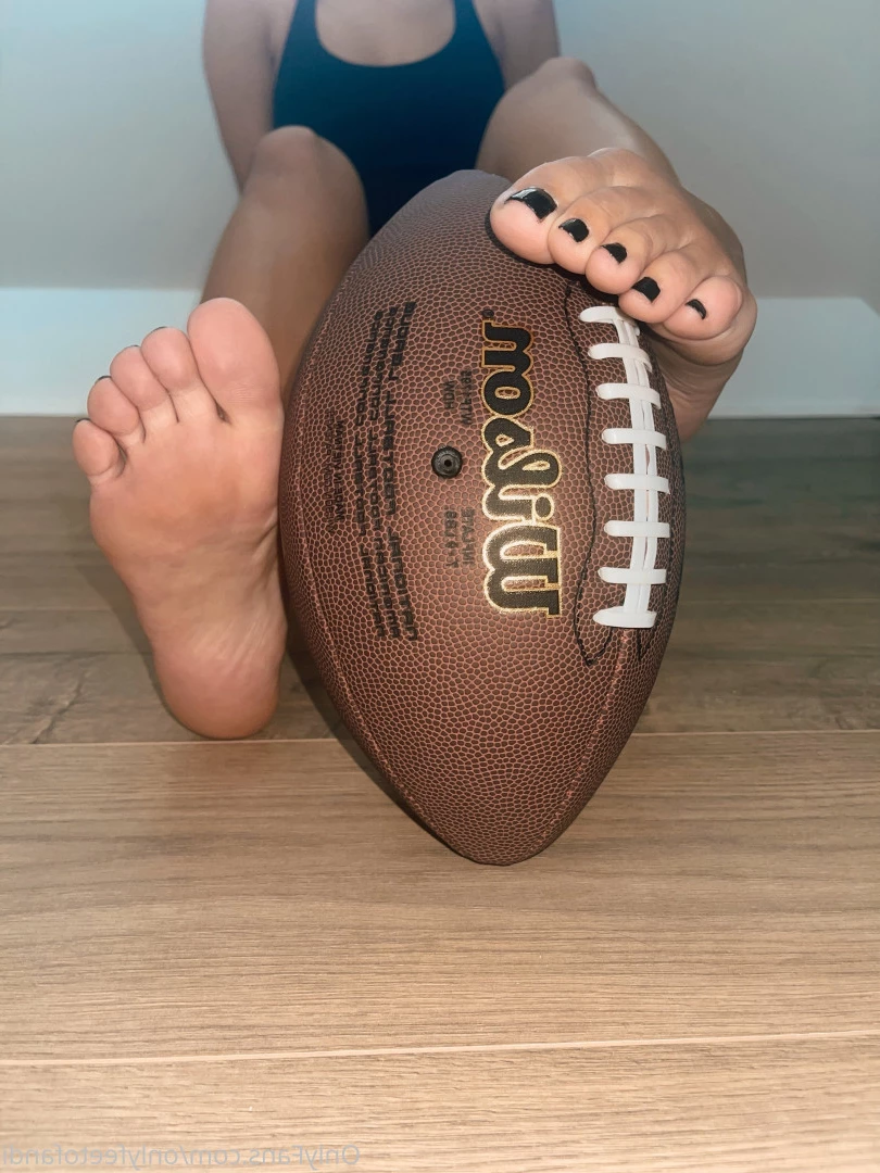 Andi [ onlyfeetofandi ] Onlyfans leaked photo 6986124 on Hotleaks.tv