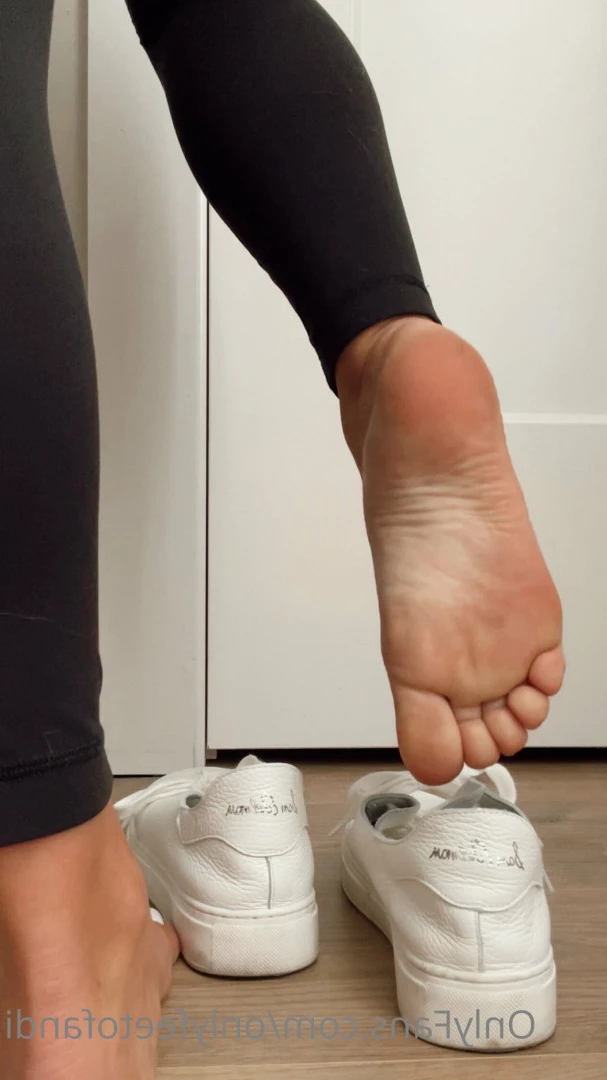 Andi [ onlyfeetofandi ] Onlyfans leaked photo 6986386 on Hotleaks.tv