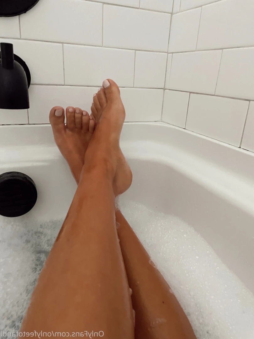 Andi [ onlyfeetofandi ] Onlyfans leaked photo 6989030 on Hotleaks.tv