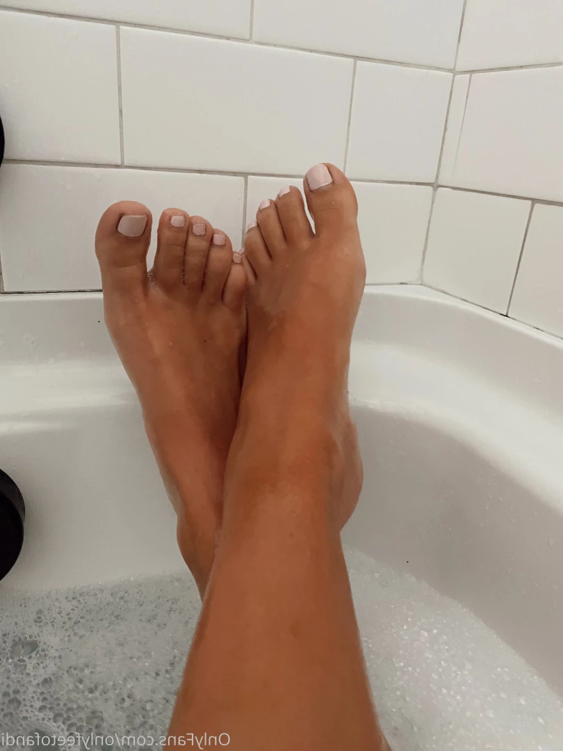 Andi [ onlyfeetofandi ] Onlyfans leaked photo 6989894 on Hotleaks.tv