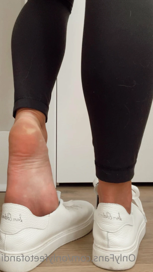 Andi [ onlyfeetofandi ] Onlyfans leaked photo 6990574 on Hotleaks.tv