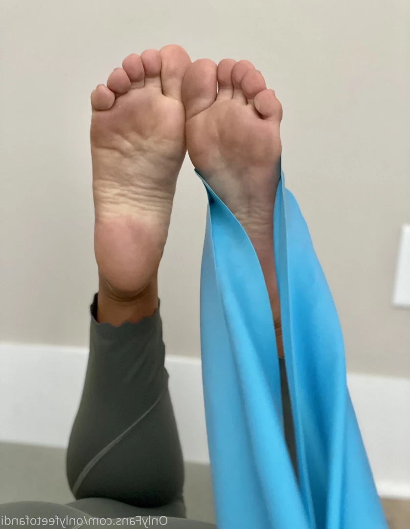 Andi [ onlyfeetofandi ] Onlyfans leaked photo 6992678 on Hotleaks.tv