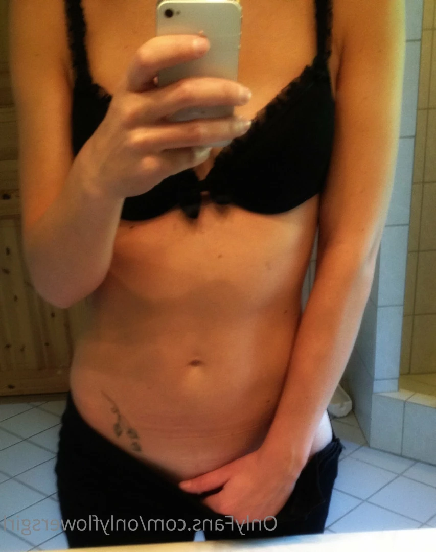 onlyflowersgirl Onlyfans leaked photo 7333406 on Hotleaks.tv