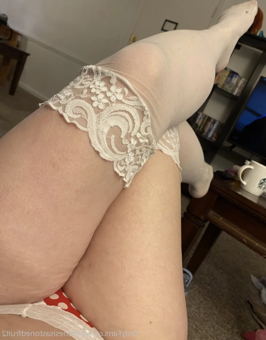 Peachesisastonedfruit2free [ peachesisastonedfruit2 ] Onlyfans leaked photo 7358150 on Hotleaks.tv