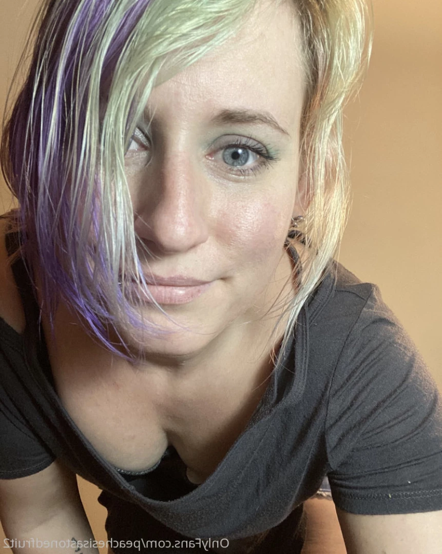 Peachesisastonedfruit2free [ peachesisastonedfruit2 ] Onlyfans leaked photo 7358466 on Hotleaks.tv