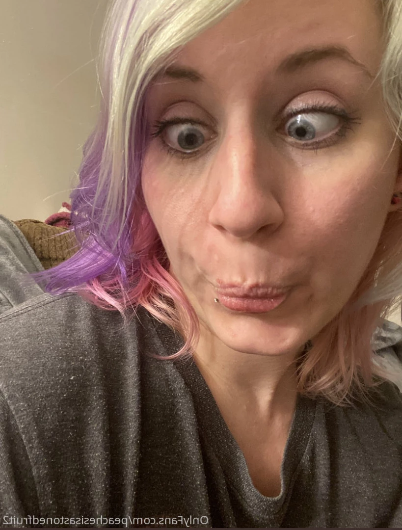 Peachesisastonedfruit2free [ peachesisastonedfruit2 ] Onlyfans leaked photo 7358559 on Hotleaks.tv