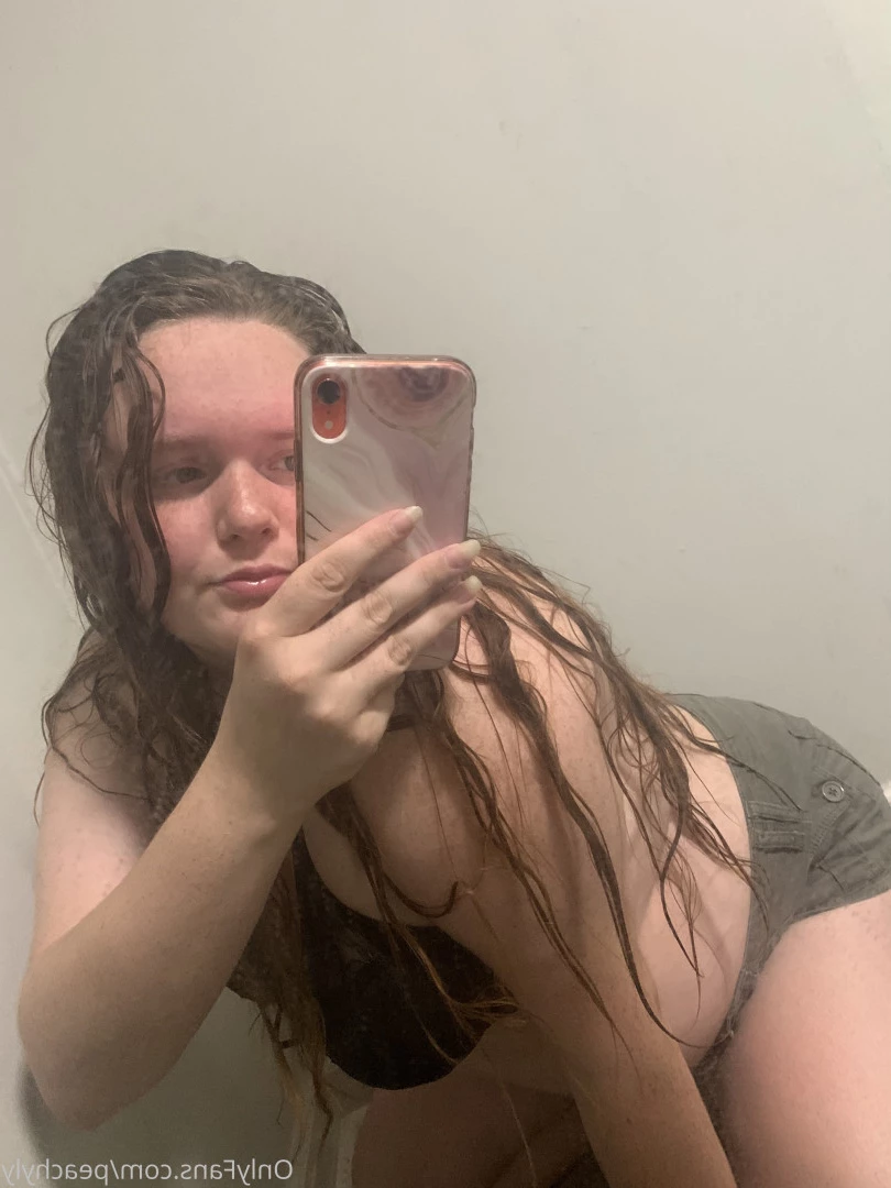 Aly☺️ [ peachyly ] Onlyfans leaked photo 7305476 on Hotleaks.tv