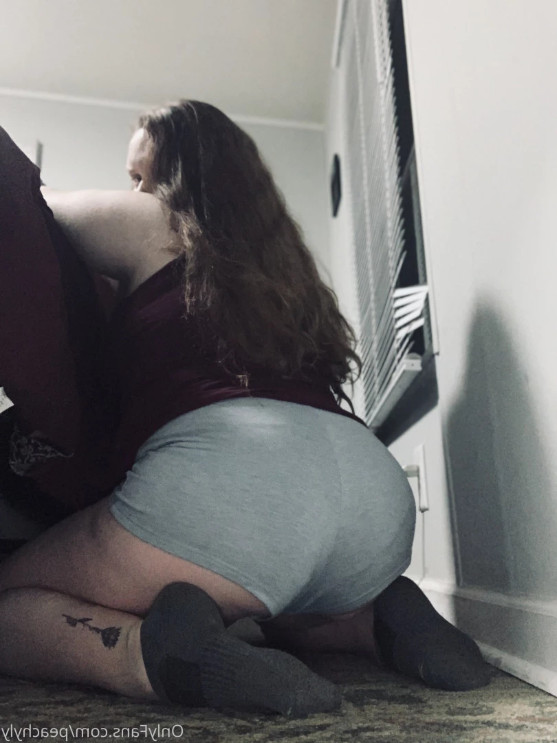 Aly☺️ [ peachyly ] Onlyfans leaked photo 7305486 on Hotleaks.tv