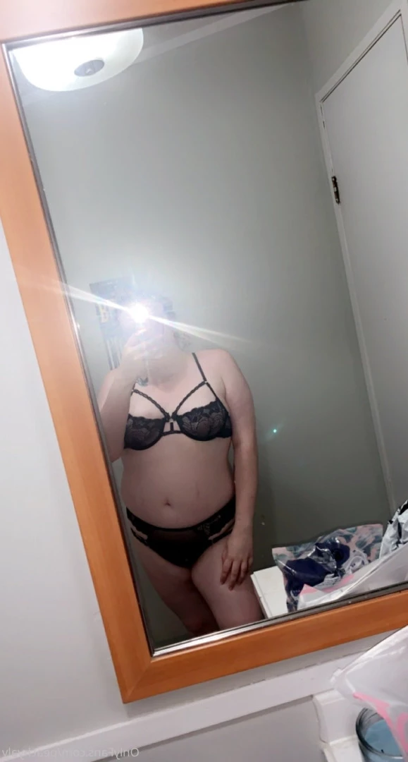 Aly☺️ [ peachyly ] Onlyfans leaked photo 7305544 on Hotleaks.tv