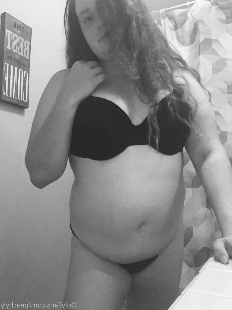 Aly☺️ [ peachyly ] Onlyfans leaked photo 7305588 on Hotleaks.tv