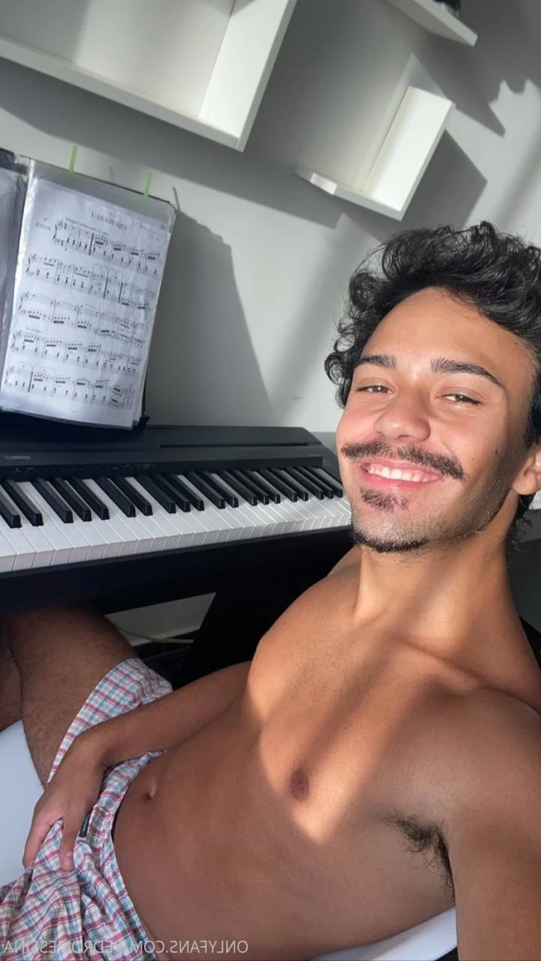 pedro messina [ pedromessina ] Onlyfans leaked photo 6839829 on Hotleaks.tv
