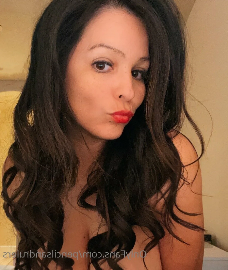 Debbie Martinez [ pencilsandrulers ] Onlyfans leaked photo 7334706 on Hotleaks.tv