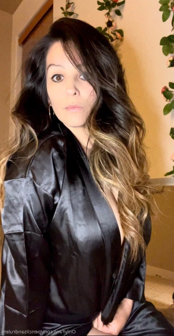 Debbie Martinez [ pencilsandrulers ] Onlyfans leaked photo 7334893 on Hotleaks.tv