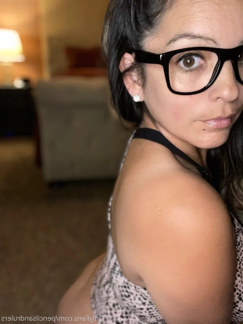Debbie Martinez [ pencilsandrulers ] Onlyfans leaked photo 7335436 on Hotleaks.tv