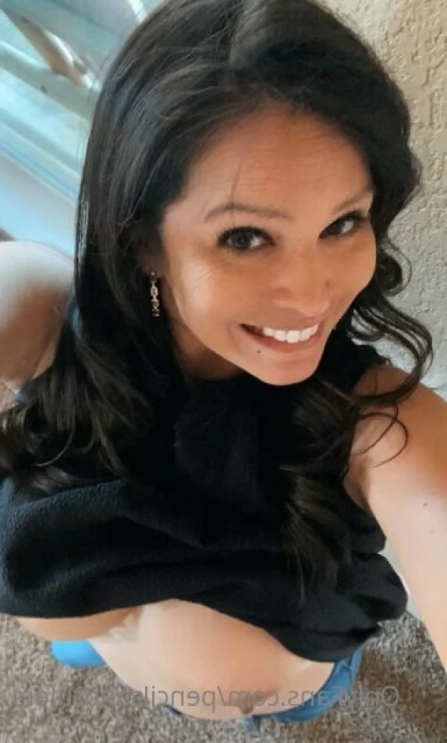 Debbie Martinez [ pencilsandrulers ] Onlyfans leaked photo 7336110 on Hotleaks.tv