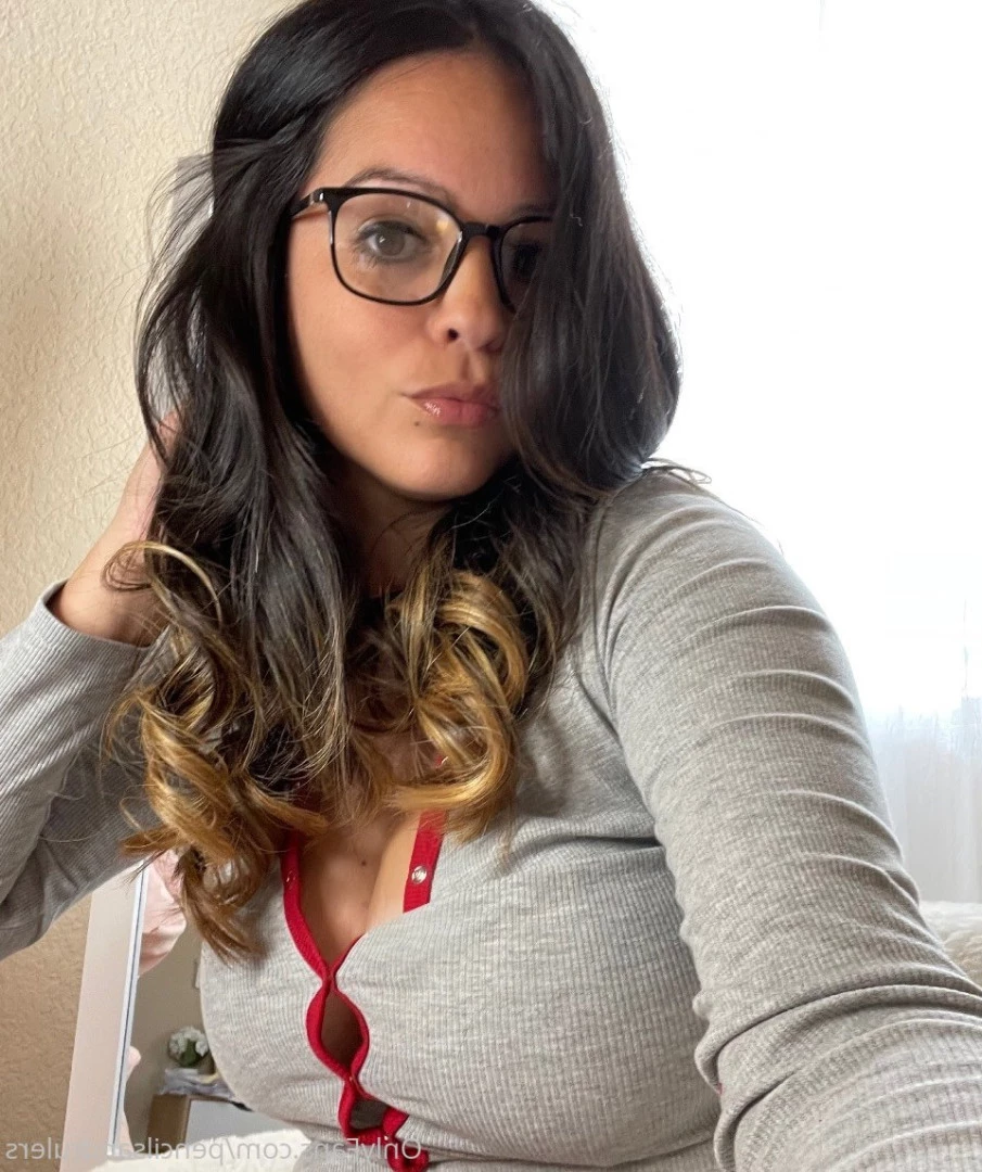 Debbie Martinez [ pencilsandrulers ] Onlyfans leaked photo 7338712 on Hotleaks.tv