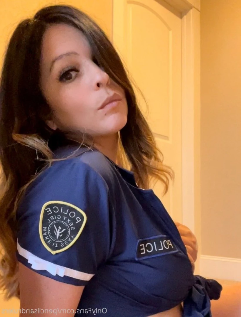 Debbie Martinez [ pencilsandrulers ] Onlyfans leaked photo 7342607 on Hotleaks.tv