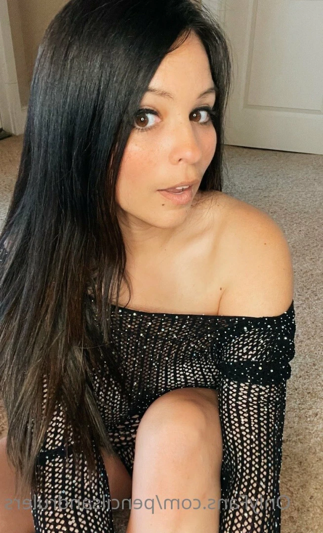 Debbie Martinez [ pencilsandrulers ] Onlyfans leaked photo 7343676 on Hotleaks.tv