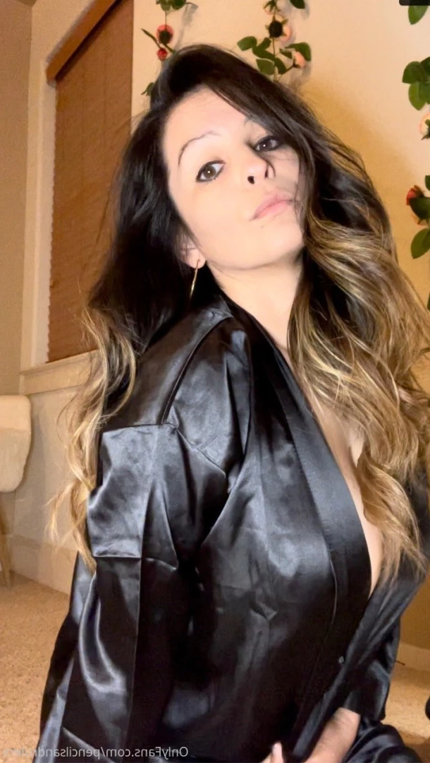 Debbie Martinez [ pencilsandrulers ] Onlyfans leaked photo 7343770 on Hotleaks.tv