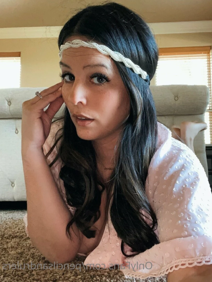 Debbie Martinez [ pencilsandrulers ] Onlyfans leaked photo 7347659 on Hotleaks.tv