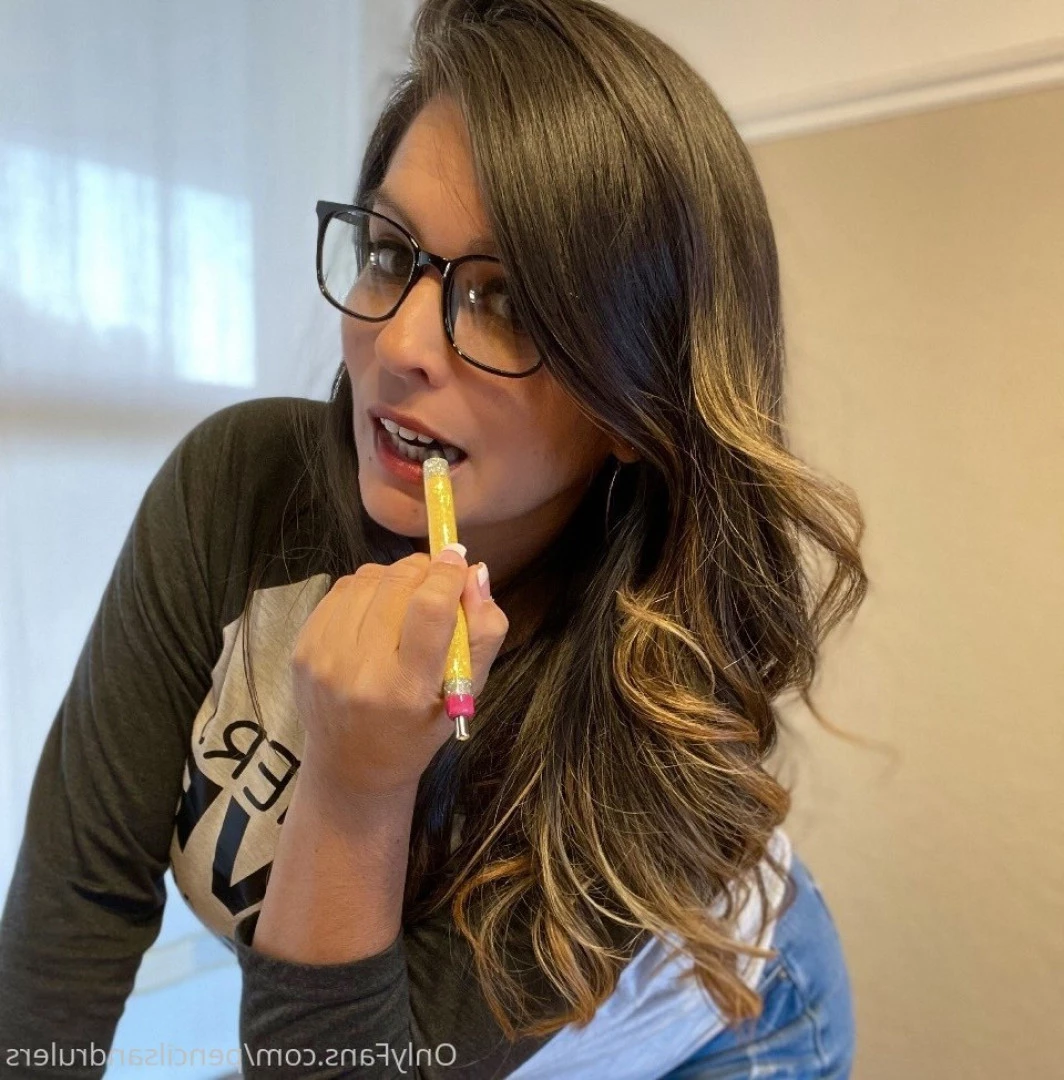 Debbie Martinez [ pencilsandrulers ] Onlyfans leaked photo 7347777 on Hotleaks.tv