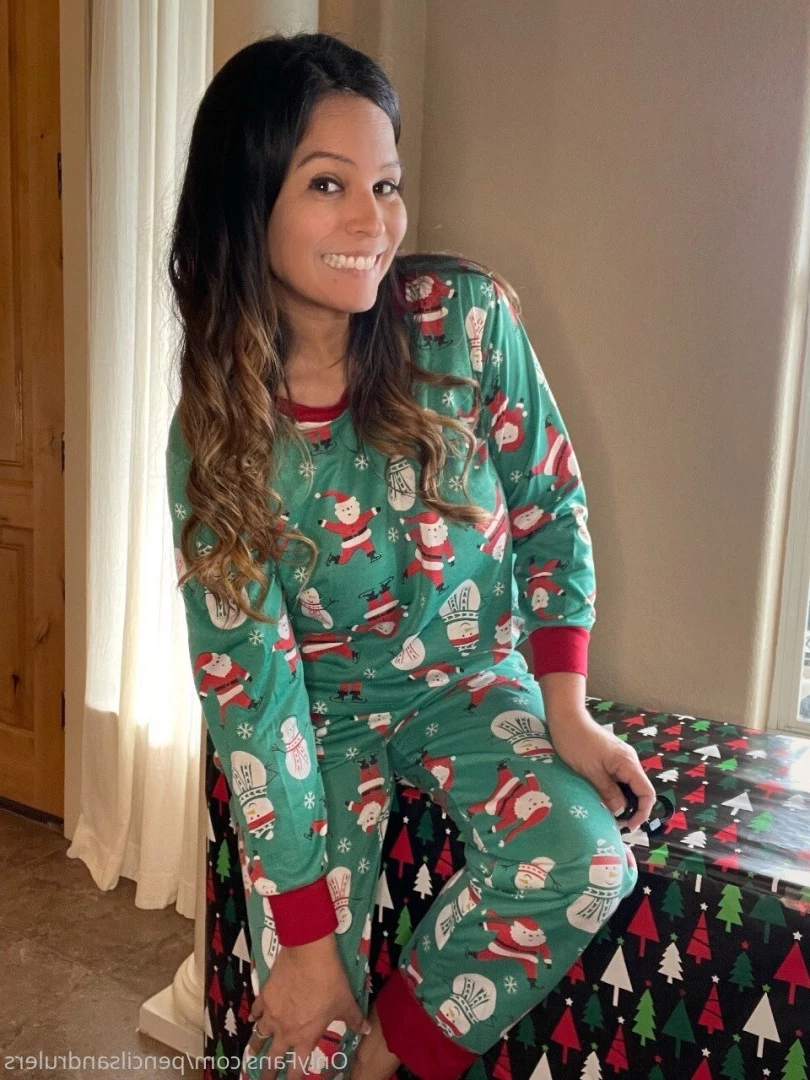 Debbie Martinez [ pencilsandrulers ] Onlyfans leaked photo 7348276 on Hotleaks.tv