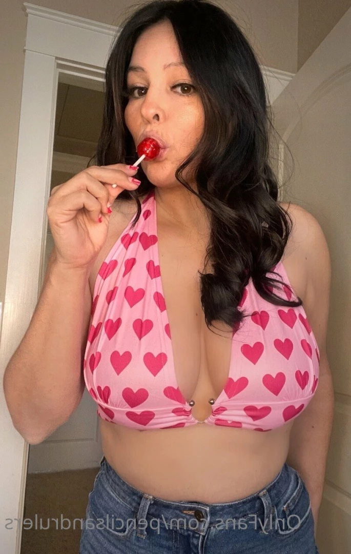 Debbie Martinez [ pencilsandrulers ] Onlyfans leaked photo 7348709 on Hotleaks.tv