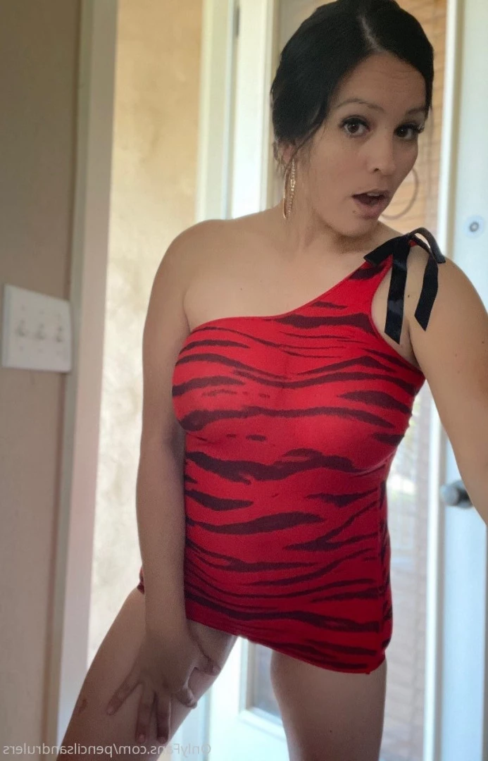 Debbie Martinez [ pencilsandrulers ] Onlyfans leaked photo 7350457 on Hotleaks.tv