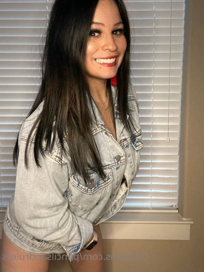 Debbie Martinez [ pencilsandrulers ] Onlyfans leaked photo 7350993 on Hotleaks.tv