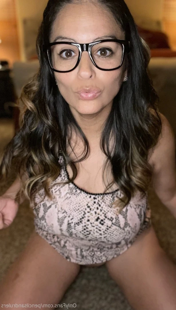 Debbie Martinez [ pencilsandrulers ] Onlyfans leaked photo 7354735 on Hotleaks.tv