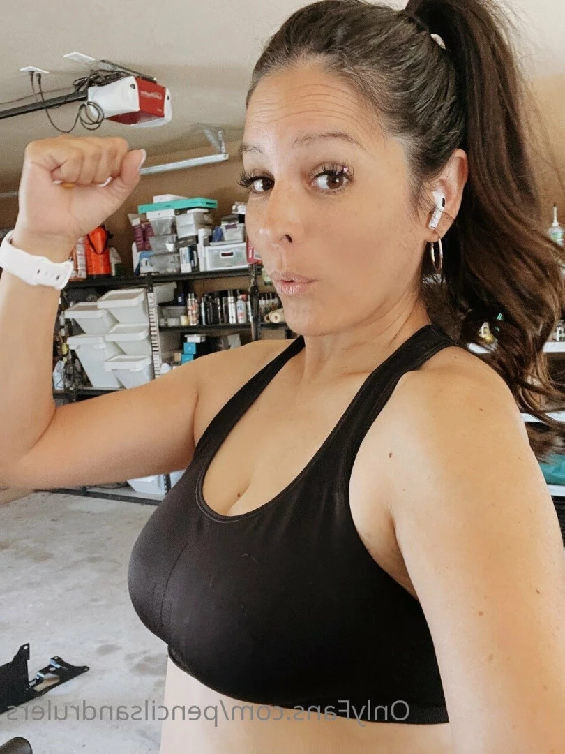 Debbie Martinez [ pencilsandrulers ] Onlyfans leaked photo 7355037 on Hotleaks.tv