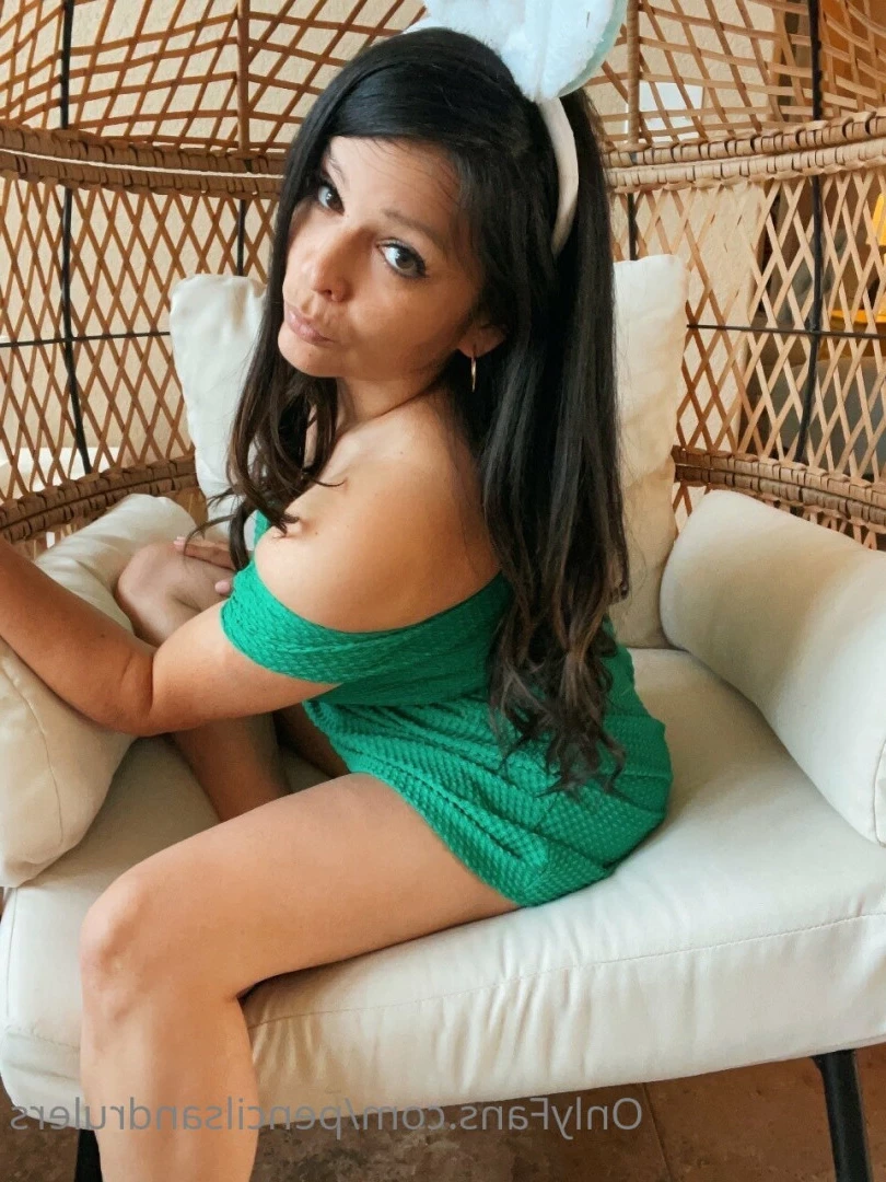 Debbie Martinez [ pencilsandrulers ] Onlyfans leaked photo 7357348 on Hotleaks.tv