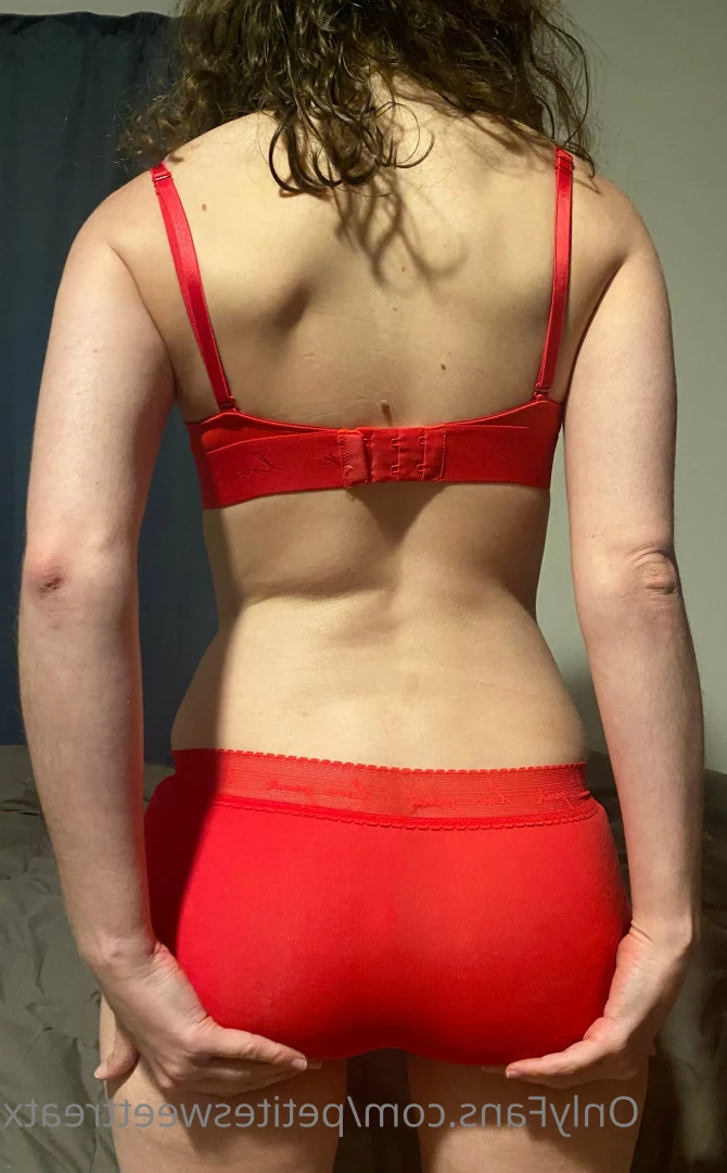 Sweet [ petitesweettreatx ] Onlyfans leaked photo 6661501 on Hotleaks.tv