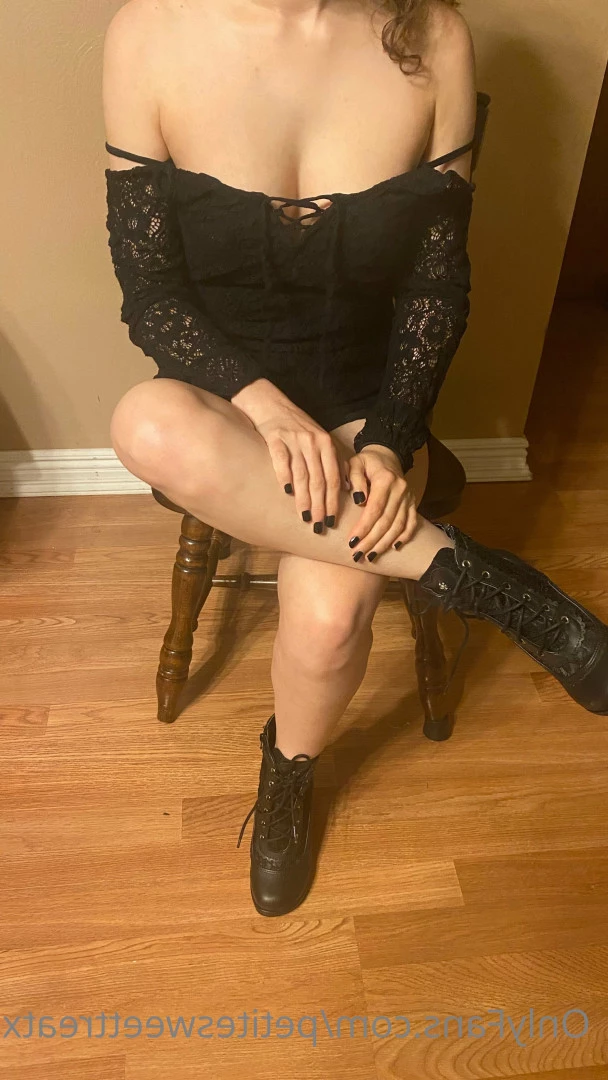 Sweet [ petitesweettreatx ] Onlyfans leaked photo 6666012 on Hotleaks.tv