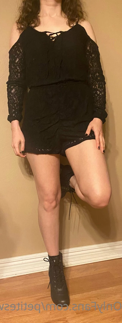 Sweet [ petitesweettreatx ] Onlyfans leaked photo 6667402 on Hotleaks.tv