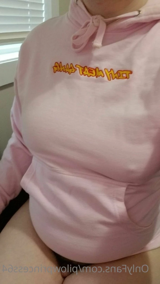 Tiffany Deluxe [ pilowprincess64 ] Onlyfans leaked photo 7330637 on Hotleaks.tv