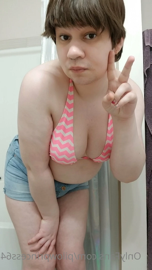 Tiffany Deluxe [ pilowprincess64 ] Onlyfans leaked photo 7332100 on Hotleaks.tv