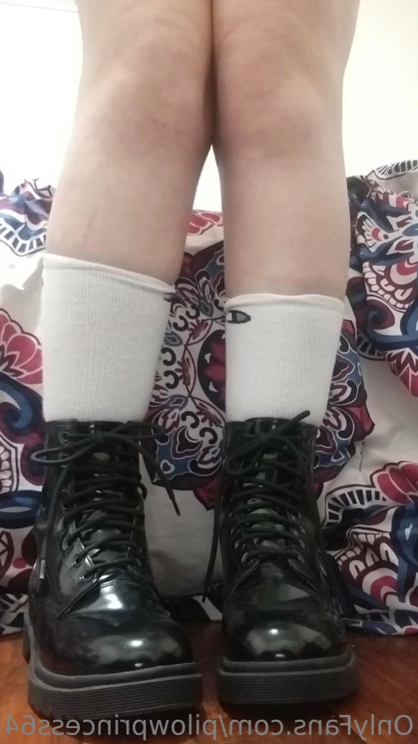 Tiffany Deluxe [ pilowprincess64 ] Onlyfans leaked photo 16275903 on Hotleaks.tv