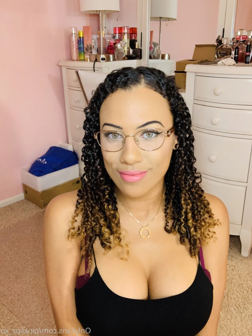 pinklipz [ pinklipz_xo ] Onlyfans leaked photo 7200585 on Hotleaks.tv