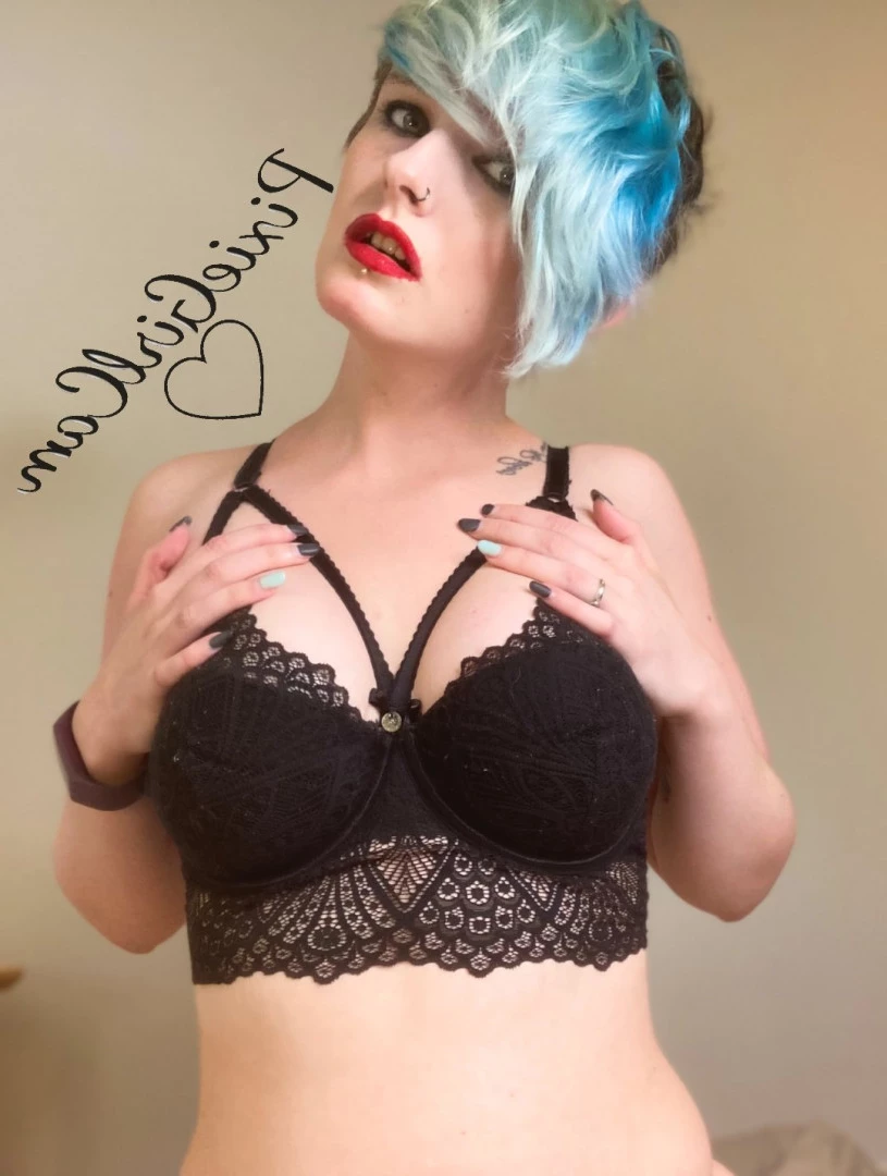 🖤 FREE DICK RATE 🖤 [ pixiegirlcamxxx ] Onlyfans leaked photo 6743850 on Hotleaks.tv