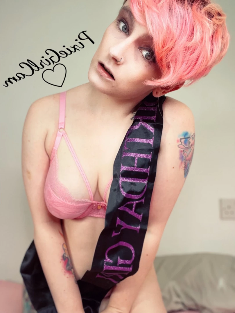 🖤 FREE DICK RATE 🖤 [ pixiegirlcamxxx ] Onlyfans leaked photo 15942299 on Hotleaks.tv
