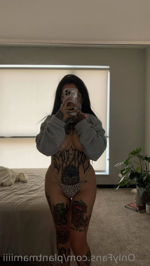 𝗦𝗤𝗨𝗜𝗥𝗧 𝗠𝗔𝗠𝗜💦 [ plantmamiiii ] Onlyfans leaked photo 10425092 on Hotleaks.tv