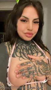 10435338